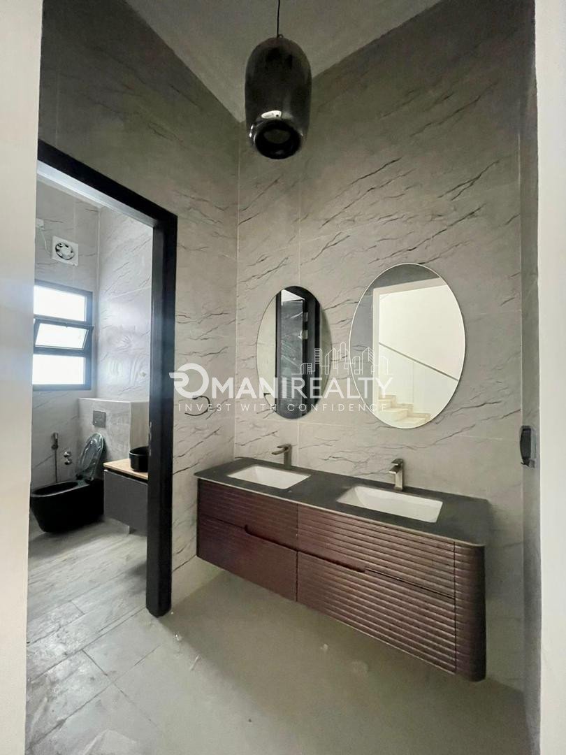 VAKH10013 – Luxurious 4-Bedroom Villa for Rent in Al Khod, Muscat